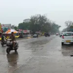 MP ASHTA NEWS : आष्टा में बेमौसम बारिश का कहर. गेहूं और चने की कटाई रुकी. किसानों को लाखों के नुकसान की आशंका. मौसम वैज्ञानिकों ने दी ये सलाह.